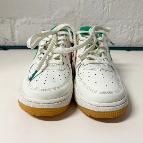 NIKE AIR FORCE 1 LV8 3 Big Kids’ Shoes Sz 3.5 Y Girls Youth White/Green/Pink EUC