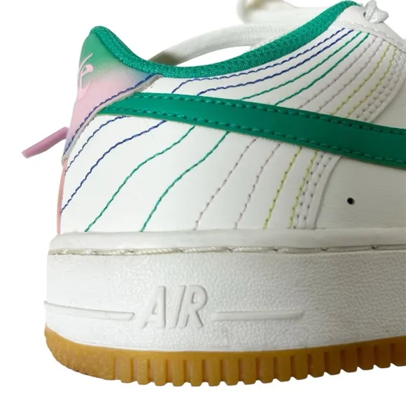 NIKE AIR FORCE 1 LV8 3 Big Kids’ Shoes Sz 3.5 Y Girls Youth White/Green/Pink EUC