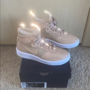 Nike Air Force 1 Ultraforce Mid Sneakers Size 8, Color: Vanchetta