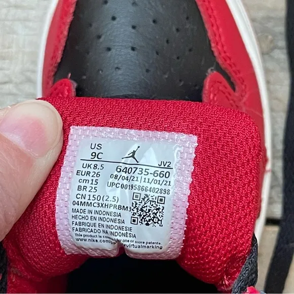Nike Air Jordan 1 Mid Reverse Bred Toddler Size 9C