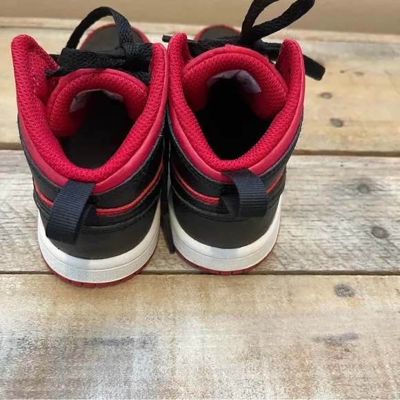 Nike Air Jordan 1 Mid Reverse Bred Toddler Size 9C