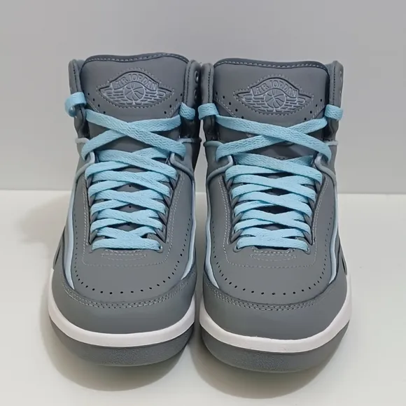 Nike Air Jordan 2 Retro Cool Grey Ice Blue White Men Size 9.5/ Women Size 11