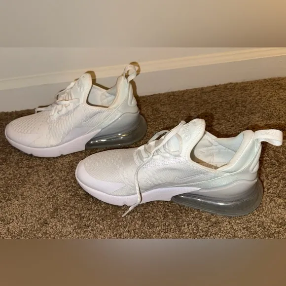 Nike Air Max 270: Grade School