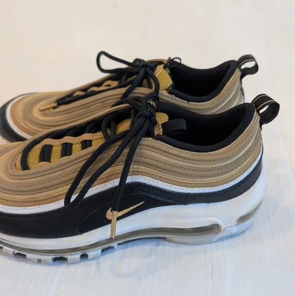 NIKE Air Max 97 GS Metallic Black and Tan Shoes Sneakers Size 6 Youth Y2K 90s