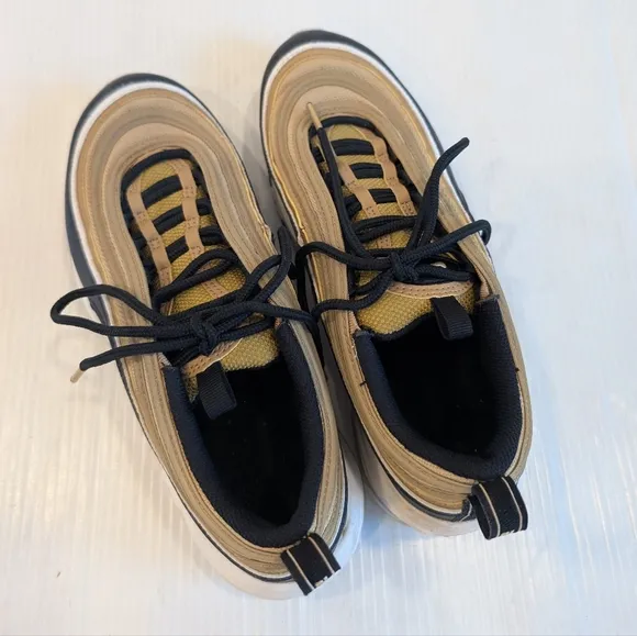 NIKE Air Max 97 GS Metallic Black and Tan Shoes Sneakers Size 6 Youth Y2K 90s