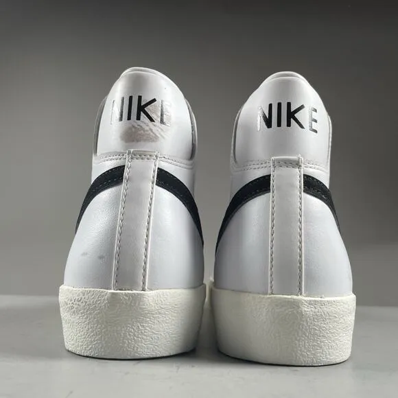 Nike Blazer Mid 77 Vintage Men’s Size 9 White Casual Shoes Athletic Sneakers GUC