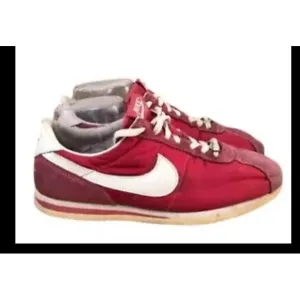 Nike Cortez 304038-613 Sneakers Womens US 9.5 Red Suede Casual Lace Up Shoes