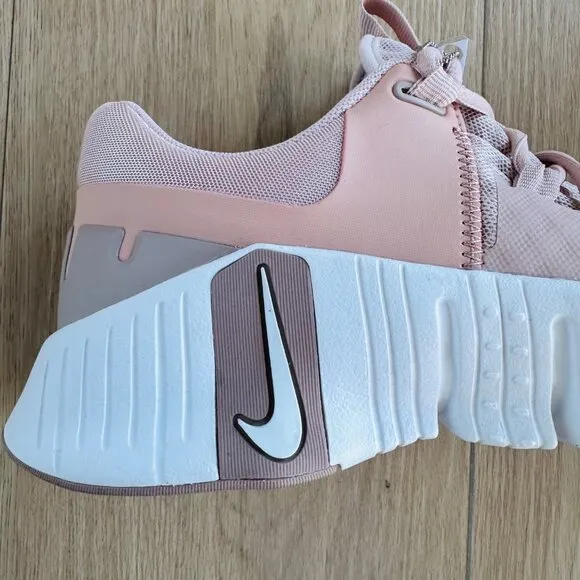 ⭐Nike Free Metcon 5 Pink Oxford Sz 8 Womens Training Shoes Dusty Pink DV3950-600