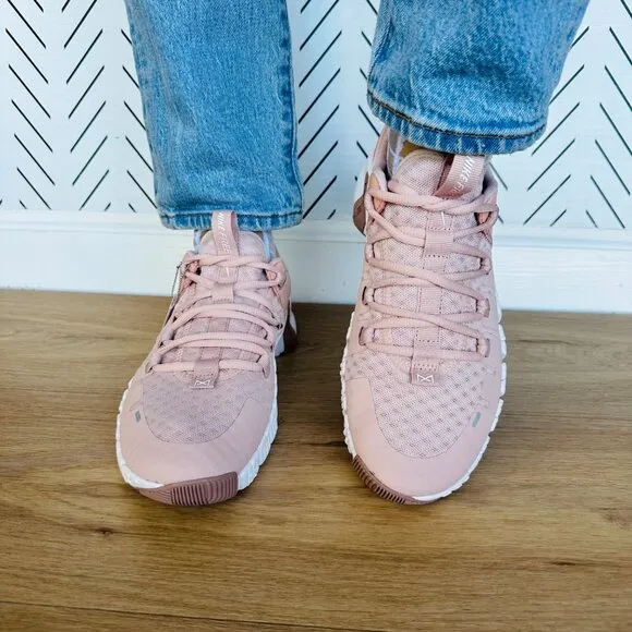 ⭐Nike Free Metcon 5 Pink Oxford Sz 8 Womens Training Shoes Dusty Pink DV3950-600