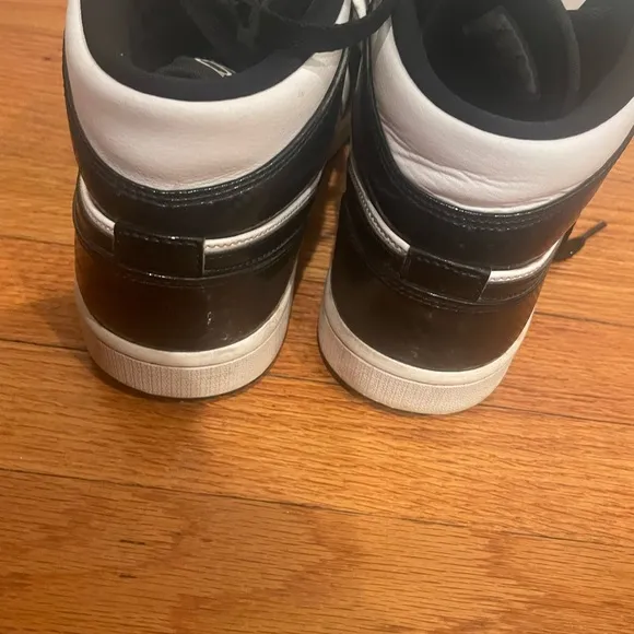 Nike Men Air Jordan  Black and White Sneakers