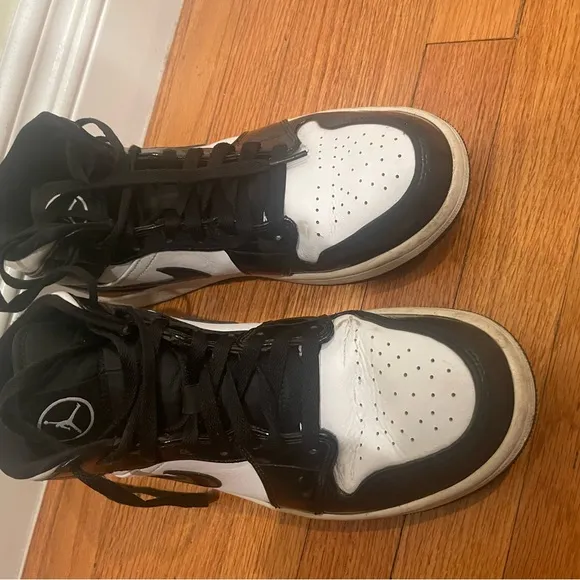 Nike Men Air Jordan  Black and White Sneakers