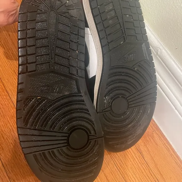 Nike Men Air Jordan  Black and White Sneakers