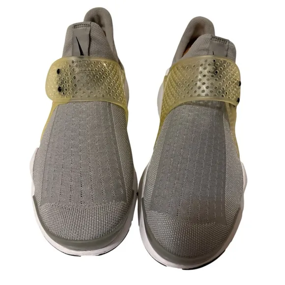 Nike Men's Gray and Tan Slip-On Sneakers. Nike Sock Dart Cool. Size 10 new