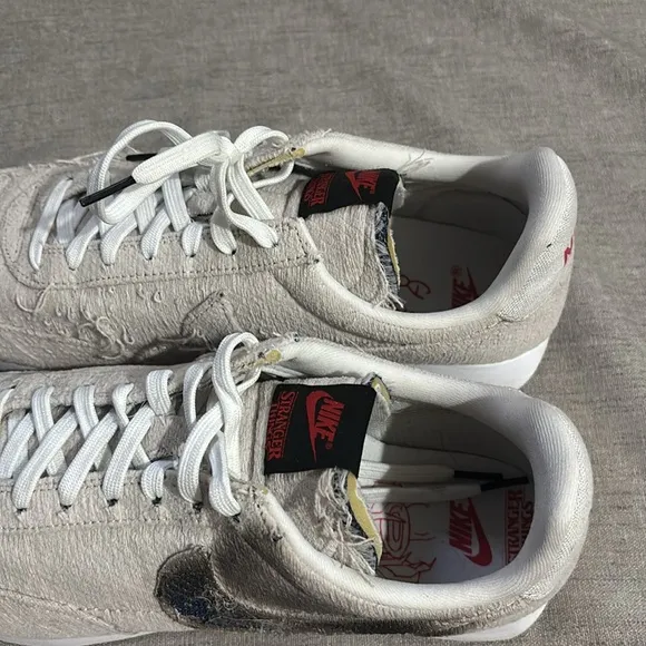 Nike Men's White Sneakers Stranger Things Size 11