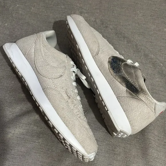Nike Men's White Sneakers Stranger Things Size 11