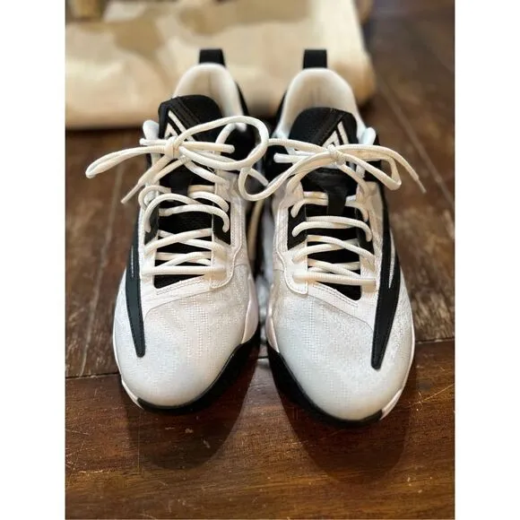 Nike Men’s Giannis Immortality 3 Basketball Shoes