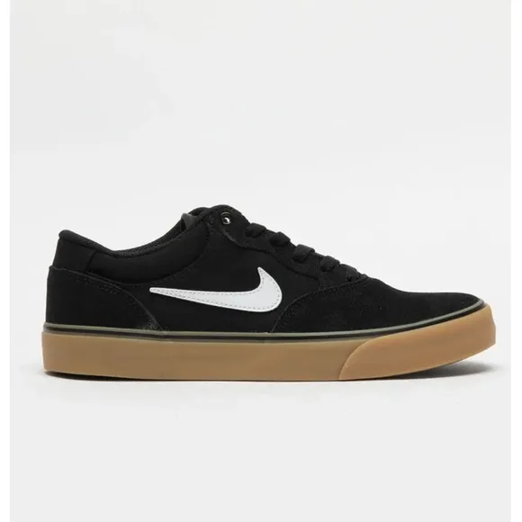 NIKE SB. Black w/gum sole. Size:9 Men’s. W/o box. Excellent condition