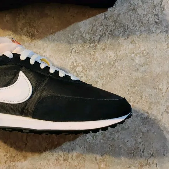 Nike Shoes Mens Size 7 Waffle Trainer 2 Black Low Top Casual Sneakers ( Clean )