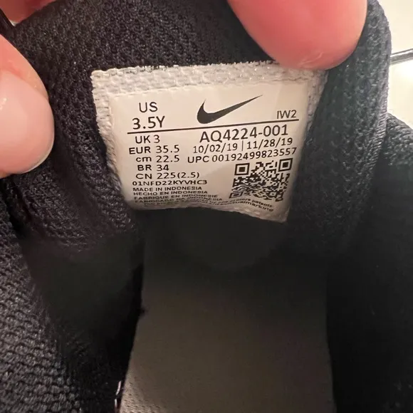 Nike Team Hustle D 9 'Kids Basketball Shoes GS Mid-top Black AQ4224-001 3.5 Y