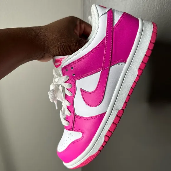 Nike Women's Pink and White Sneakers Size 7 Y Kids