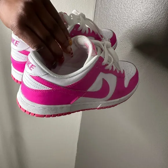 Nike Women's Pink and White Sneakers Size 7 Y Kids