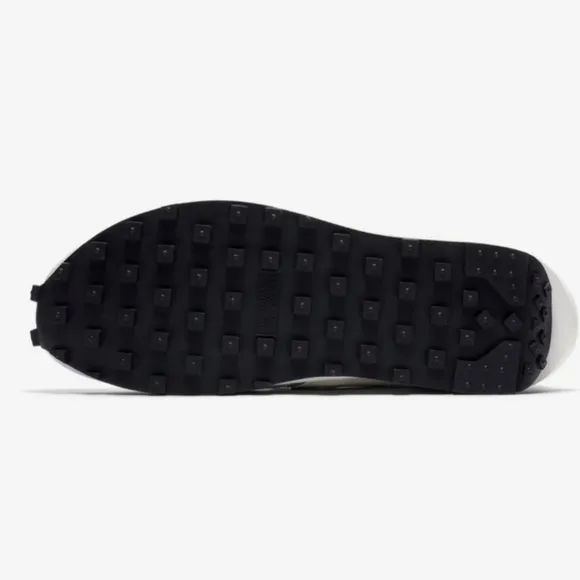 Nike x sacai LDV Waffle Sneakers