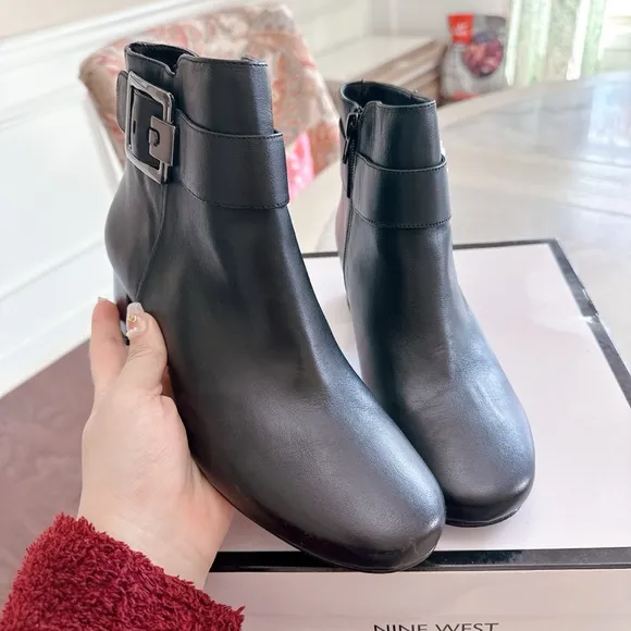Nine West Paseo Black Leather Ankle Boots - NWT