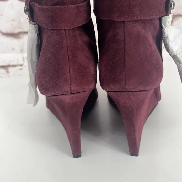 🆕Nine West “Trybecca” Suede Knee High Boots, Size 9.5