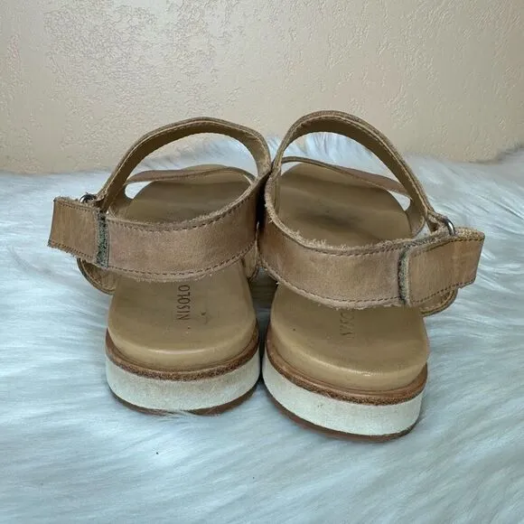 Nisolo Go-To Platform Sandals In Almond Size 9.5