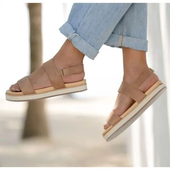 Nisolo Go-To Platform Sandals In Almond Size 9.5