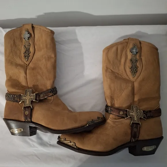 Nocona Tan Suede Leather Women's Heeled Boots with Metal Decoration