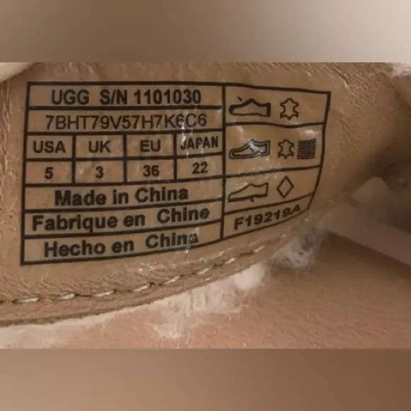 NW UGG Alicia Sheepskin Flip Flop Sandals