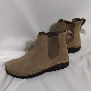 NWOB Chaco Paonia Chelsea Women's Casual Boots Size 6