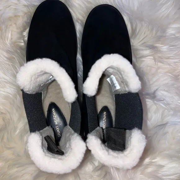 NWOB Stuart Weitzman Alpine Cozy Chelsea Boots in Black Suede Sz 10.