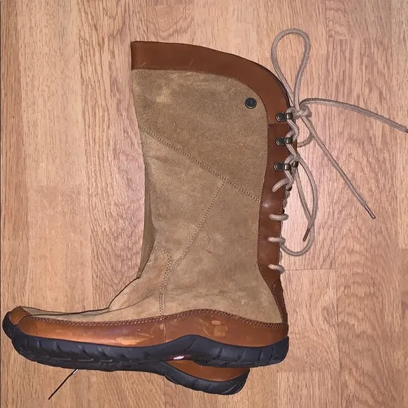NWOB The North Face Mackynzie Boots - Brown/ Tan 7