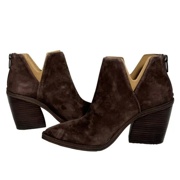 NWOB Vince Camuto Gigietta Womens Pointed Toe Brown Suede Ankle Booties Size 7