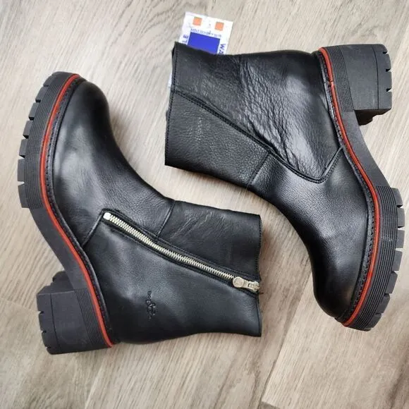 NWOB Bos. &amp; Co. Zap Leather Side Zip Boots size 41