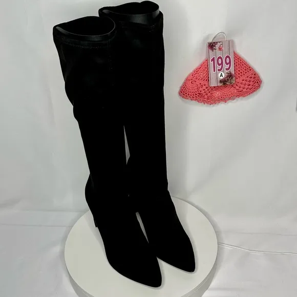 NW/OT Adrienne Vittadini Nanni Pointed Toe Suede Black Dress Boots Size 9