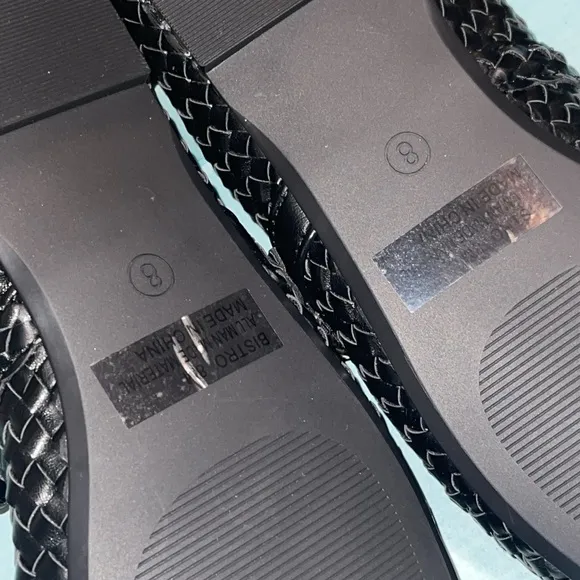 NWOT House of Harlow 1960 Black Women's Flat Shoes Sz. 8