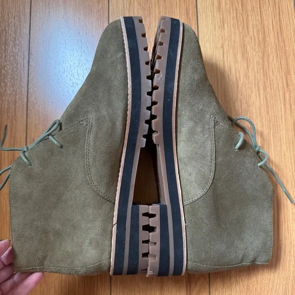 NWOT Madewell Men's Olive Suede Chukka Boots Size 9.5