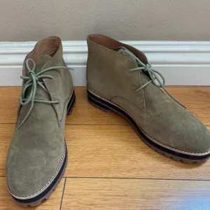 NWOT Madewell Men's Olive Suede Chukka Boots Size 9.5