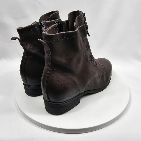 NWOT Miz Mooz Story Ash Ankle Boots Booties Zipper Heel Leather Gray 36 5.5 6