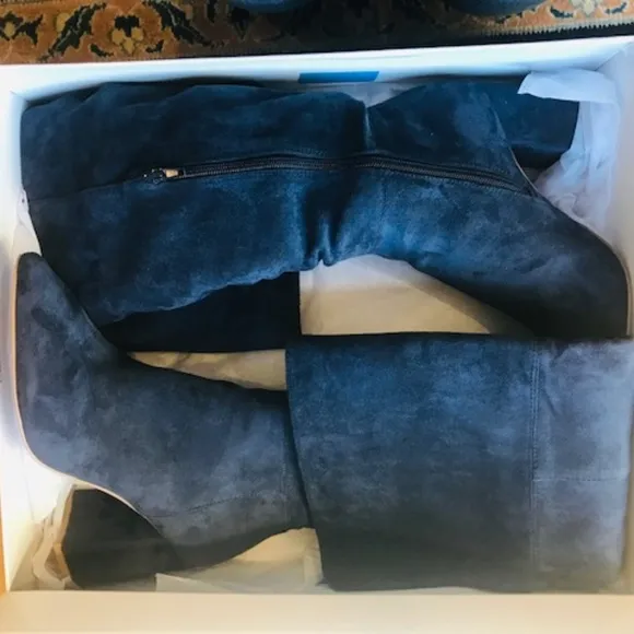 NWOT Neiman Marcus Over the Knee Suede Boots - 7M