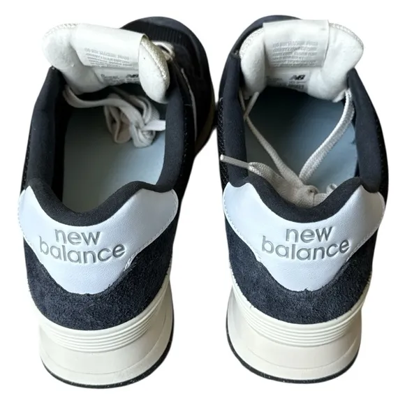 NWOT - New Balance 574 NB Phantom Black Unisex Casual Lifestyle Shoes - Size 11
