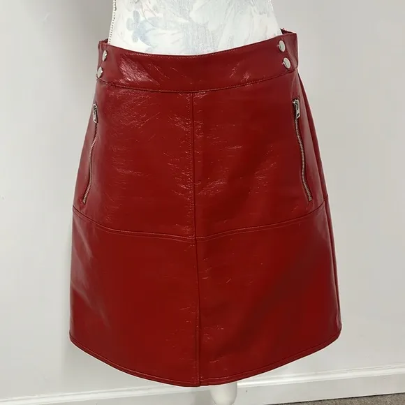 NWOT TOPSHOP Vegan Patent Leather Skirt
