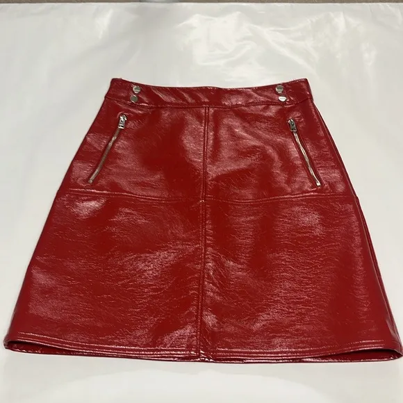 NWOT TOPSHOP Vegan Patent Leather Skirt