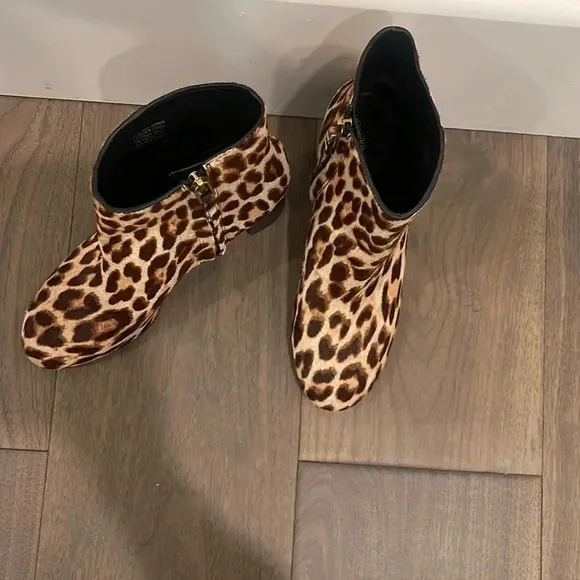 NWOT | Tory Burch | Brooke Leopard Print Cow Hair Ankle Bootie | Size 7