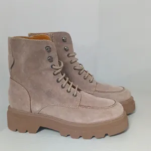 NWOT VOILE BLANCHE COMBAT BOOTS, for women's,  genuine suede leather new