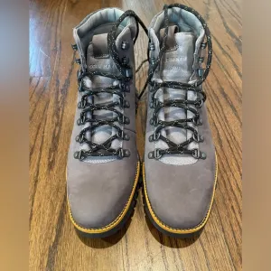 NWT Cole Haan ZERØGRAND Hiker Boot -  men’s water resistant suede boots size 9.5