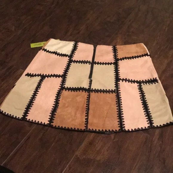 NWT Gianni Bini Suede Skirt